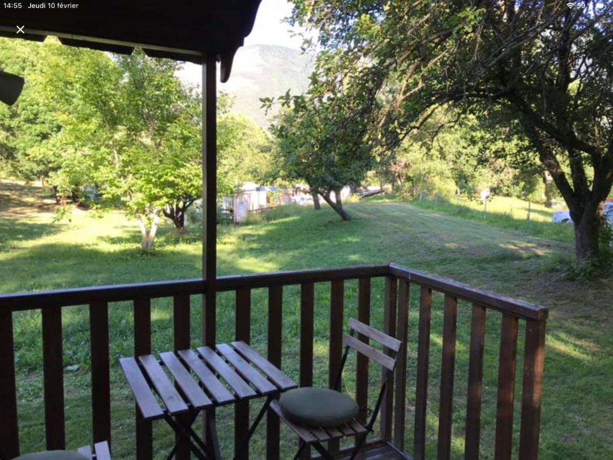Camping, Hotel De Plein Air Les Cariamas Chateauroux-les-Alpes Eksteriør bilde