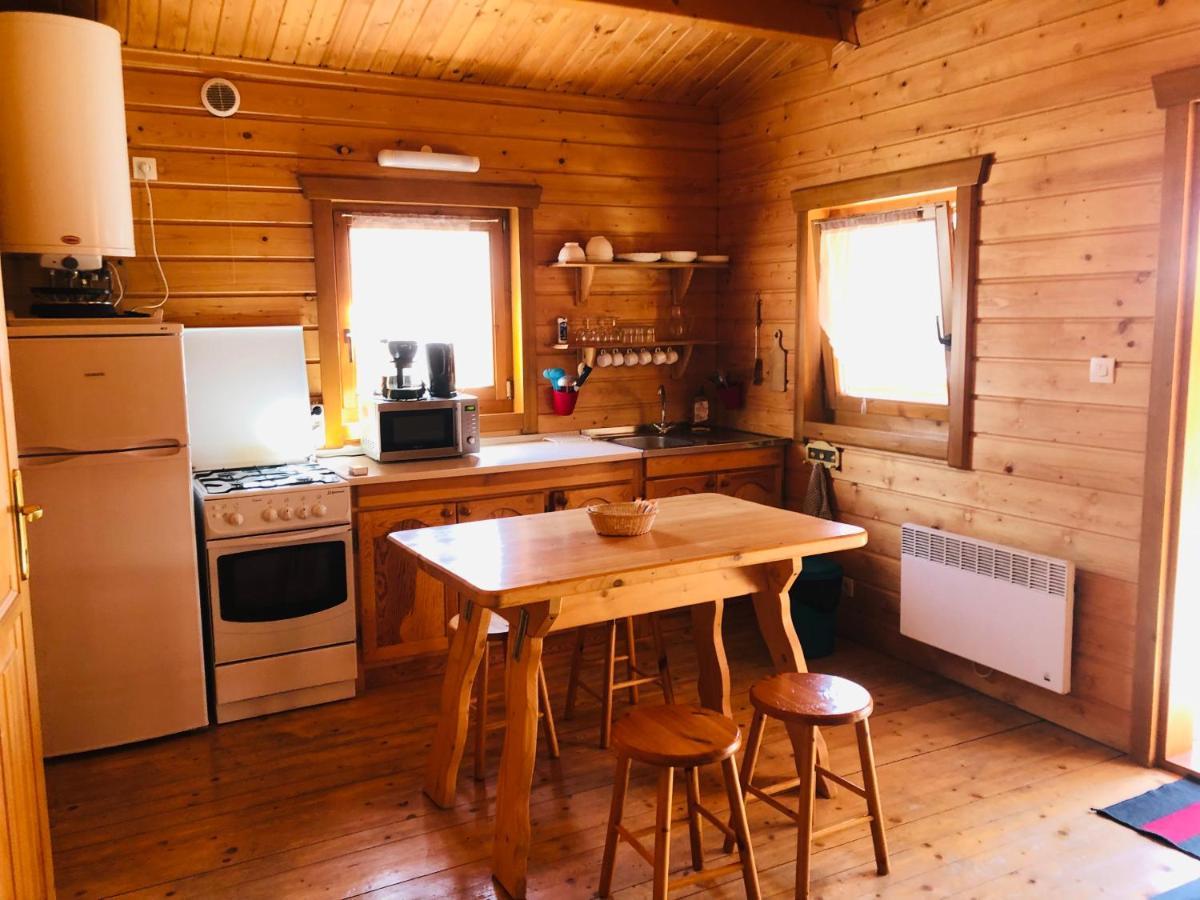Camping, Hotel De Plein Air Les Cariamas Chateauroux-les-Alpes Eksteriør bilde