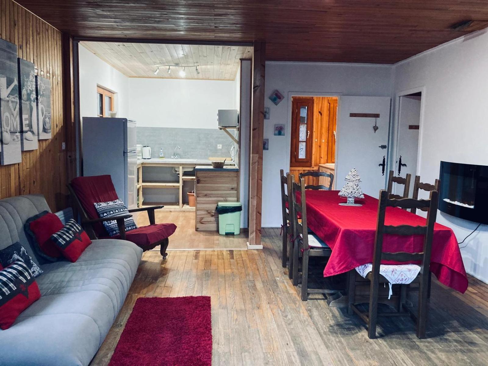 Camping, Hotel De Plein Air Les Cariamas Chateauroux-les-Alpes Eksteriør bilde